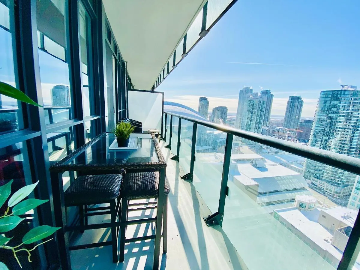 Downtown Toronto Oasis Apartment